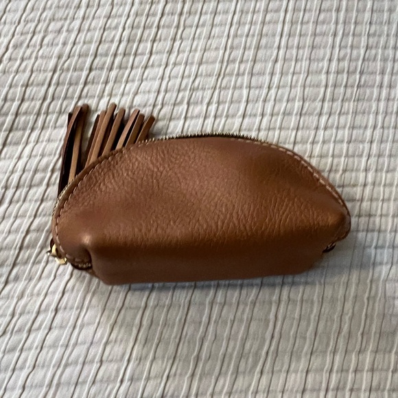 Portland Leather Hava Taco Pouch - Picture 2 of 5